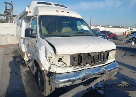 2005 Ford E-350 Super Duty Recreational z USA, uszkodzony, nr VIN 1FDSE34S15HA35318